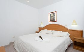 Apartamentos Xaloc HRC